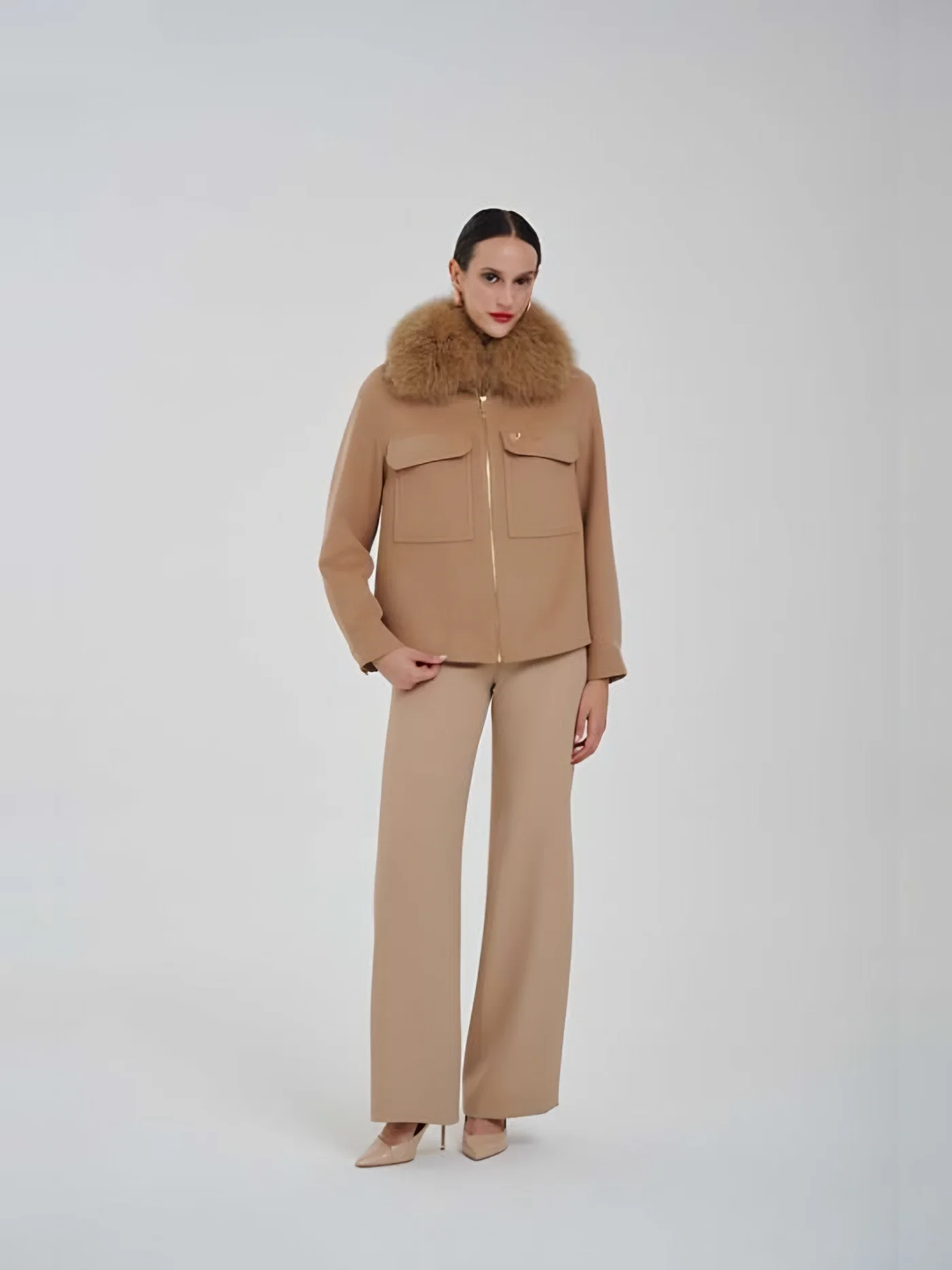 Fur-Collar Pocket Jacket — عارضة ترتدي · 1/1