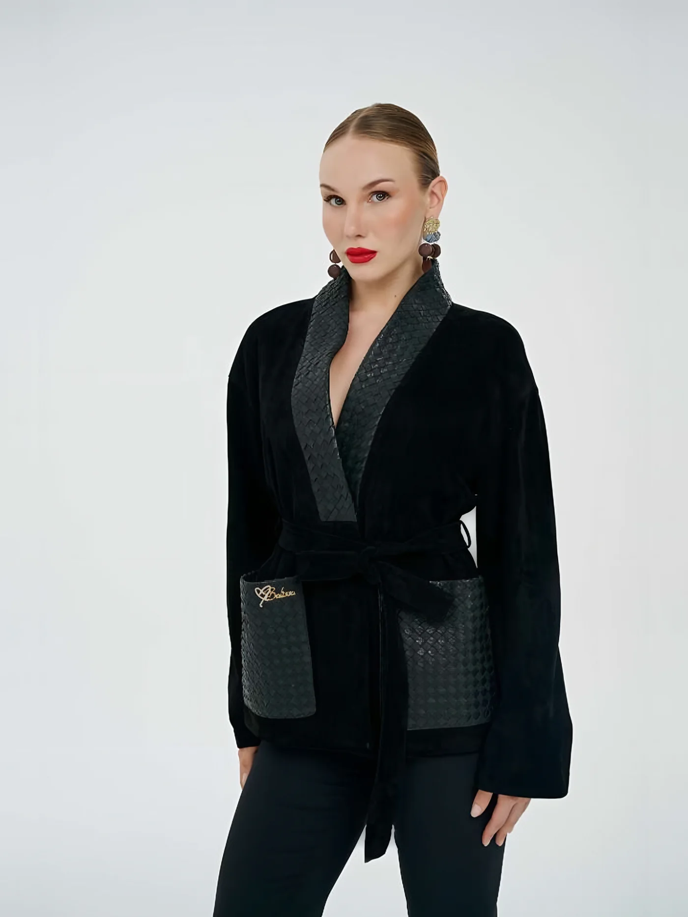 Shawl-Collar Leather-Pocket Belted Jacket — 模特身着 · 1/1