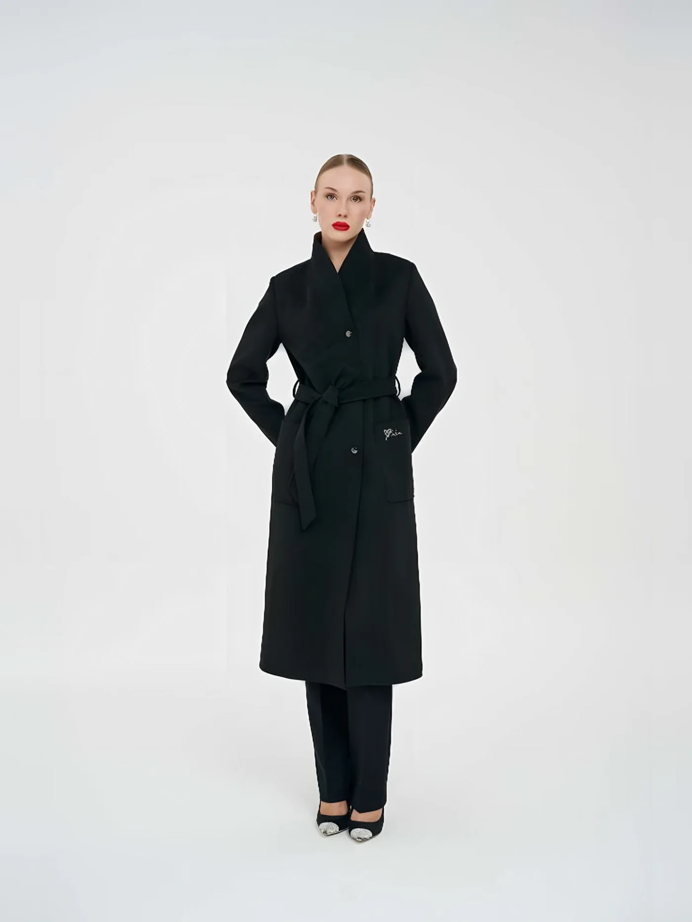 Stand-Collar Belted Long Coat — модель в · 1/1
